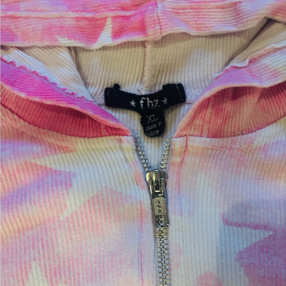 Flowers by Zoe 3-Piece Pink and White Set - Hoodie, Tank & Shorts (Kids XL) - Picture 2 of 3